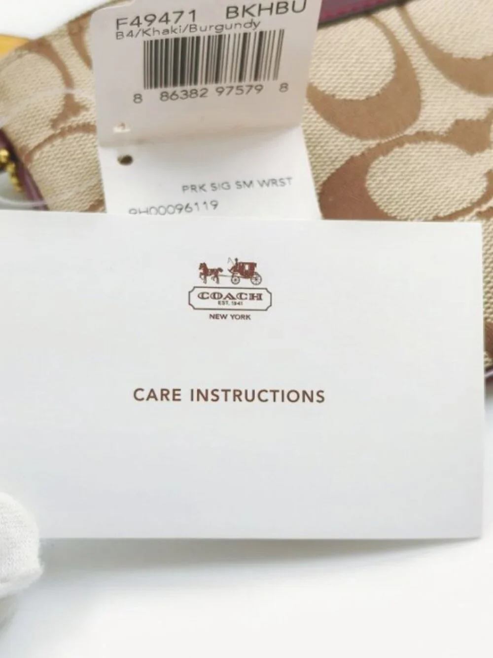 NWT Coach Signature Mini Wristlet Wallet